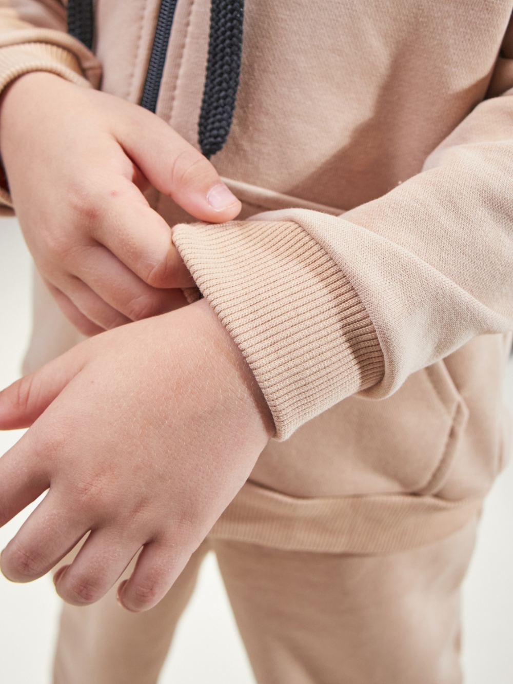 328-К. Костюм детский  на молнии, капучино хлопок 65%, 35% ПЭ, 3-х нитка без начеса 80,86,92